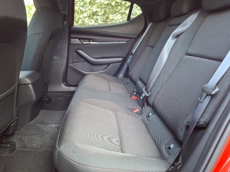 Mazda 3 2.0 E-skyactiv G Mhev Homura Red #6
