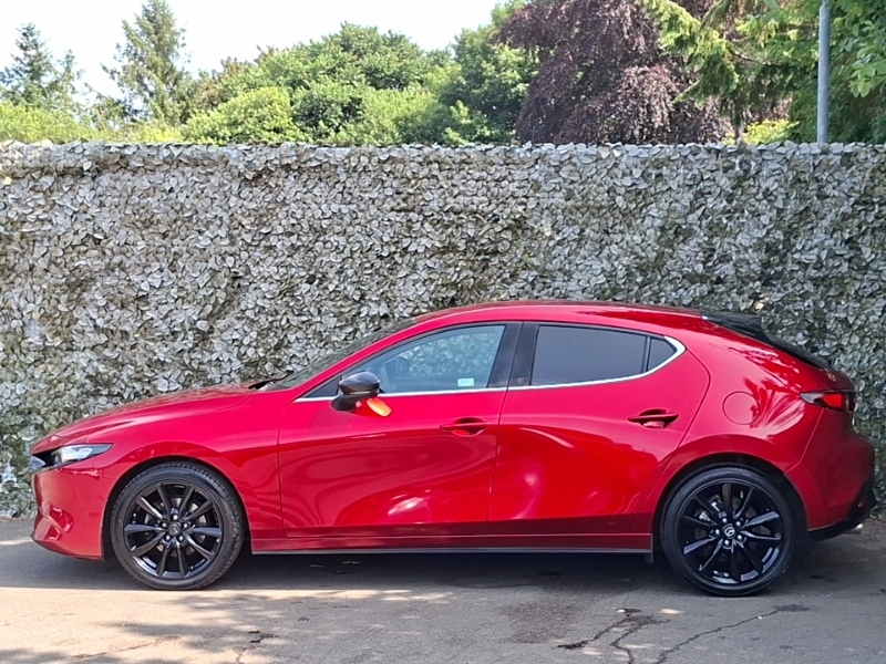 Mazda 3 2.0 E-skyactiv G Mhev Homura Red #4