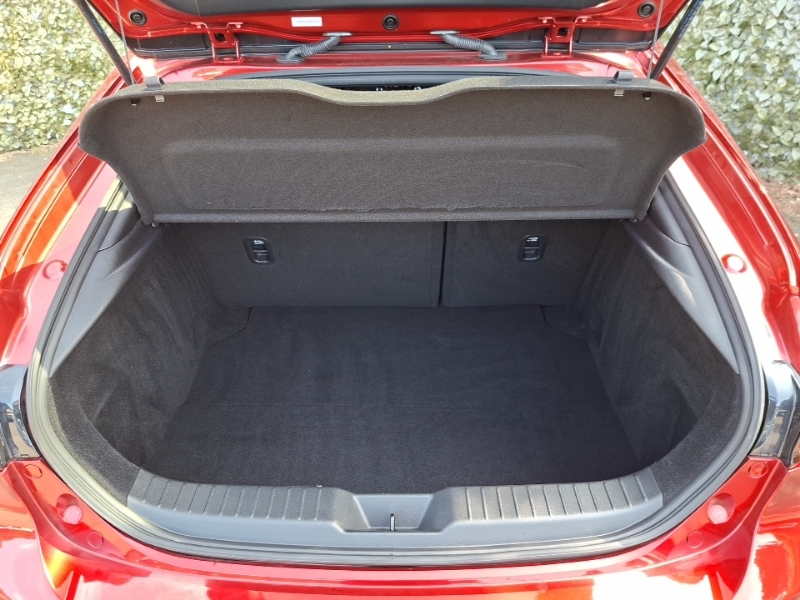 Mazda 3 2.0 E-skyactiv X Mhev 186 Takumi Grey #17