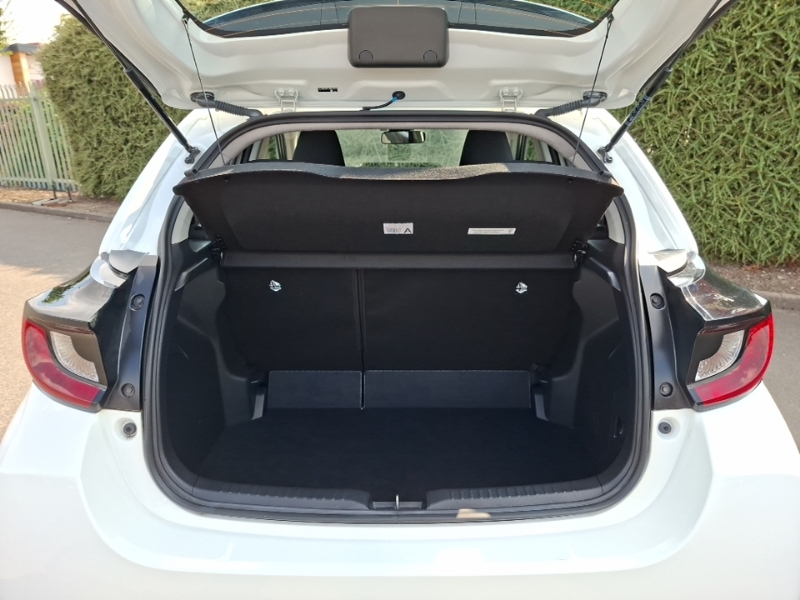 Mazda 2 1.5I Hybrid Pure Cvt White #3