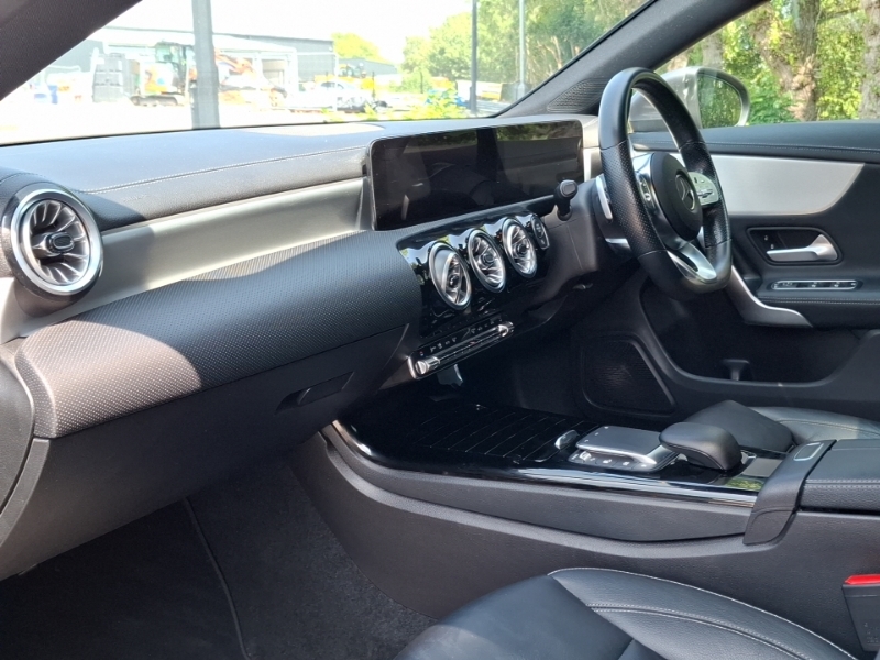 Mercedes-Benz CLA Class Cla 180 Amg Line Premium Plus Tip Grey #5
