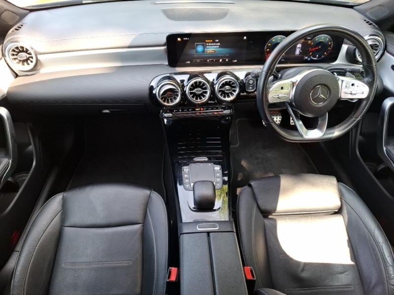 Mercedes-Benz CLA Class Cla 180 Amg Line Premium Plus Tip Grey #3