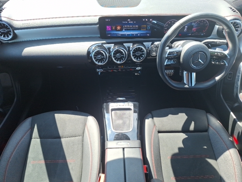 Mercedes-Benz CLA Class Cla 200 Amg Line Executive Tip White #3