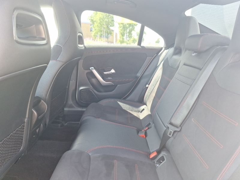 Mercedes-Benz CLA Class Cla 200 Amg Line Executive Tip White #6