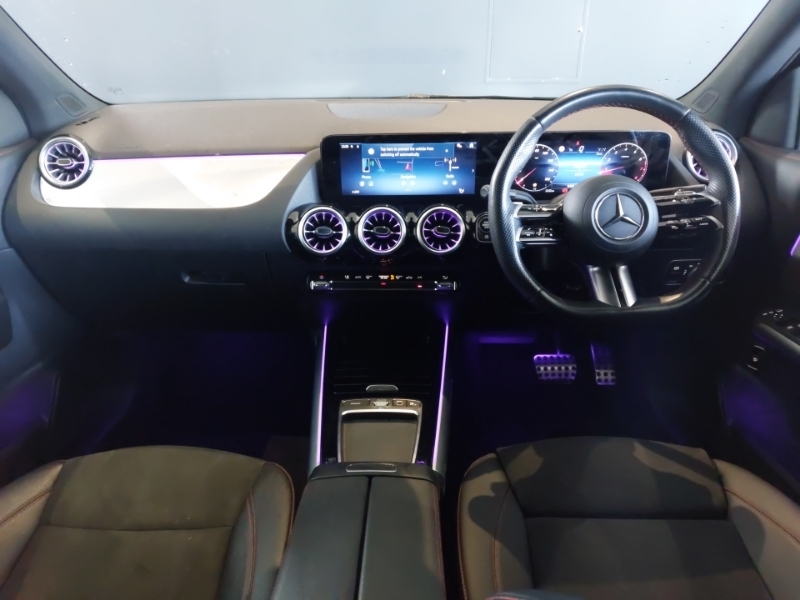 Mercedes-Benz GLA Class Gla 200 Amg Line Executive Black #3