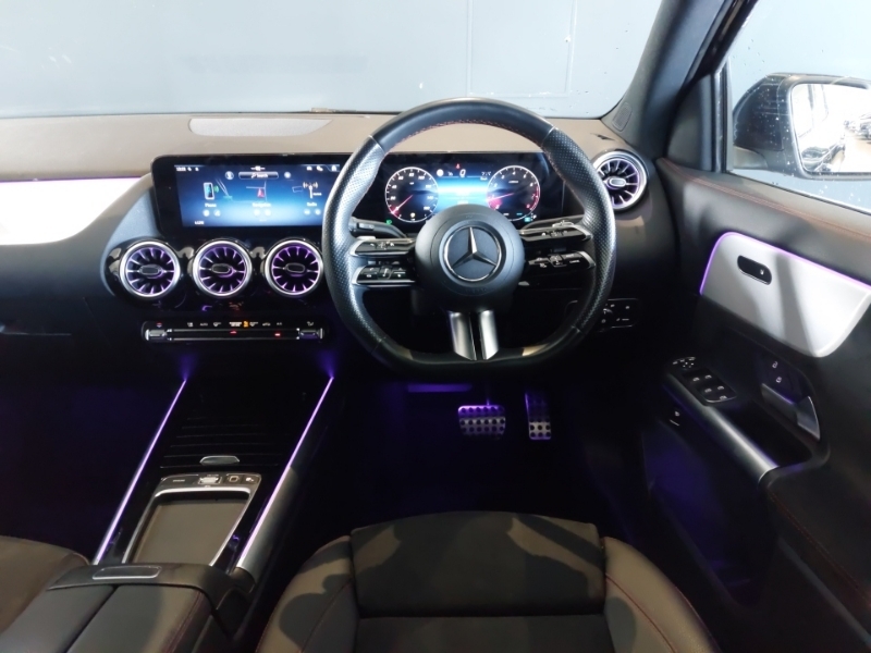 Mercedes-Benz GLA Class Gla 200 Rhd White #7