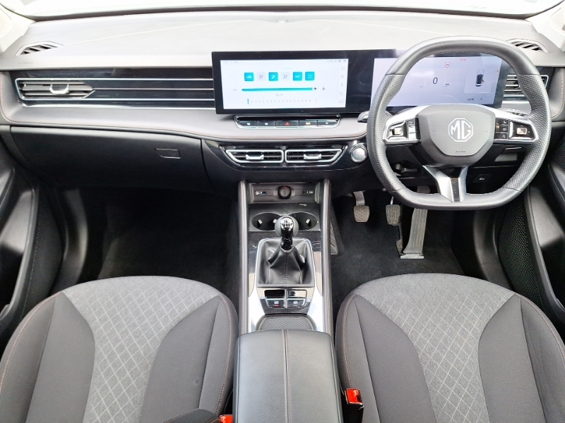 MG HS 1.5 T-gdi Se White #3