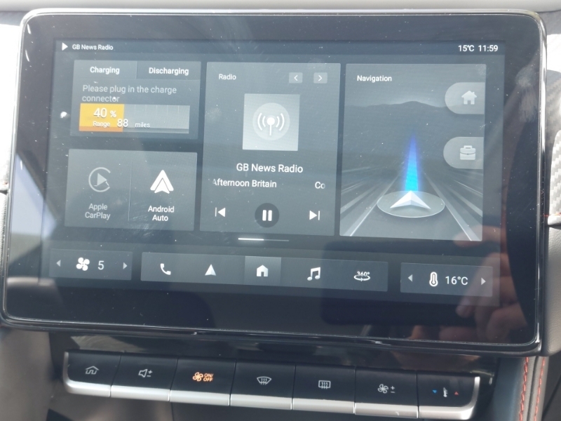 MG ZS Mg Zs 51.1Kwh Trophy White #16