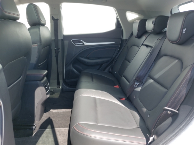 MG ZS 115Kw Trophy Ev Long Range 73Kwh White #6