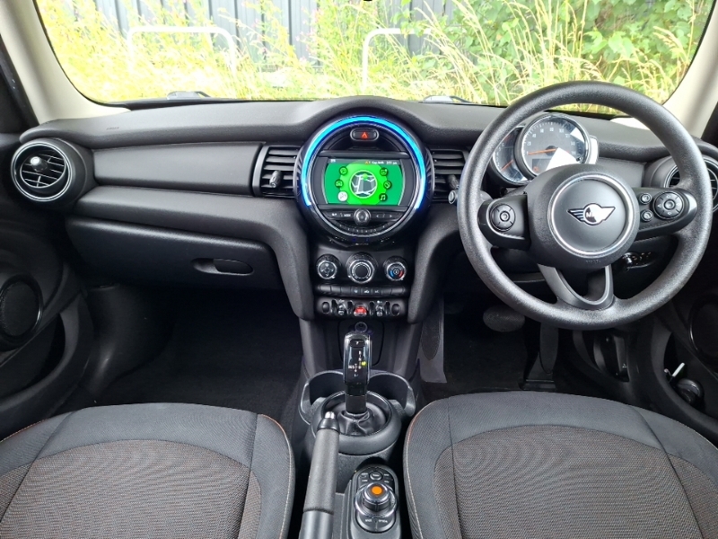 Mini Hatch 1.5 One Classic II Comfortnav Pack KN20KUR Green #3