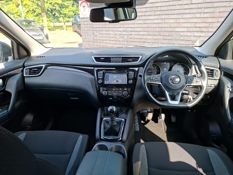 Nissan Qashqai 1.5 Dci 115 Acenta Premium White #3