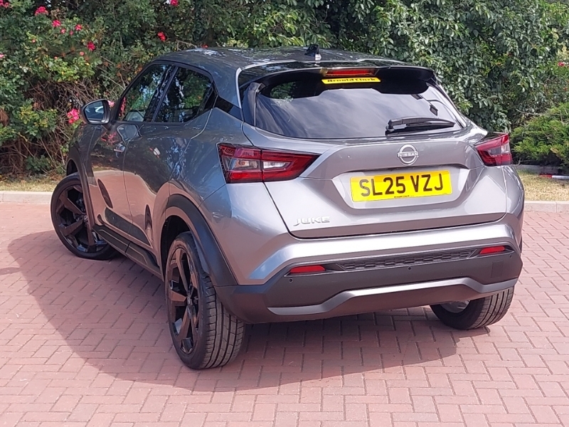 Nissan Juke 1.0 Dig-t Tekna Grey #2