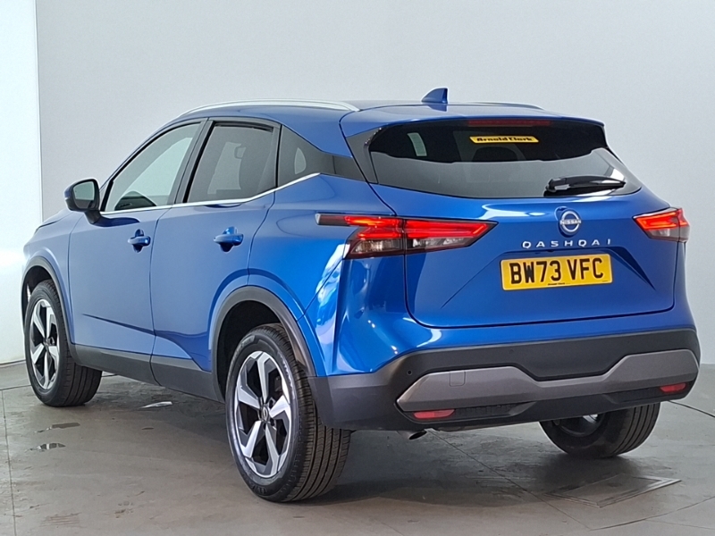 Nissan Qashqai 1.3 Dig-t Mh N-connecta Glass Roof BW73VFC Blue #2