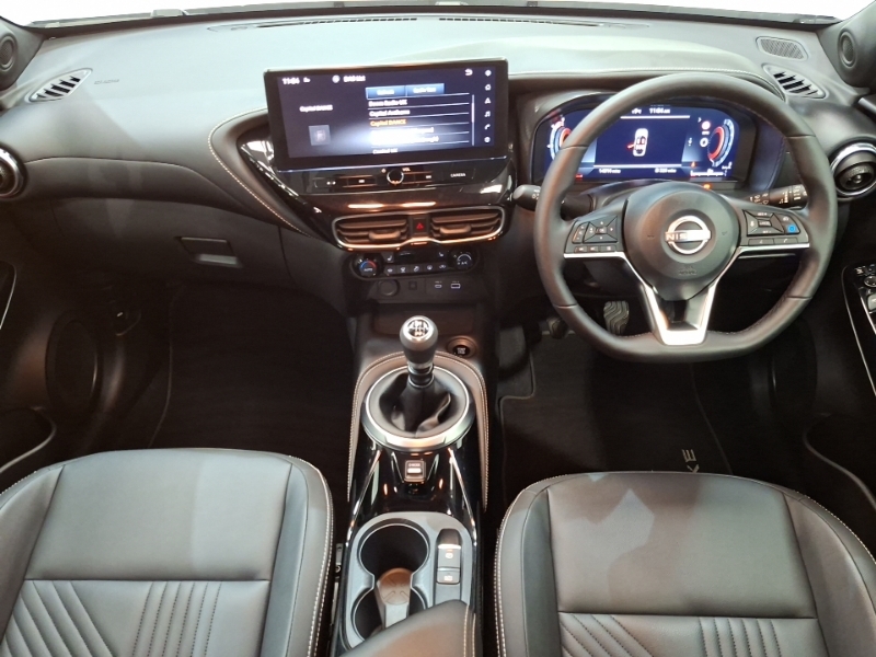 Nissan Juke 1.0 Dig-t Tekna White #3