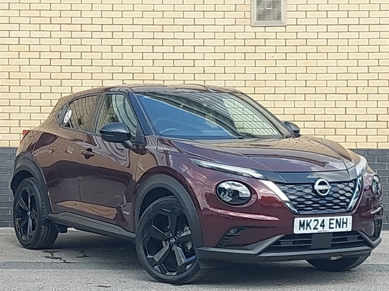 Nissan Juke 1.6 Hybrid Tekna Red