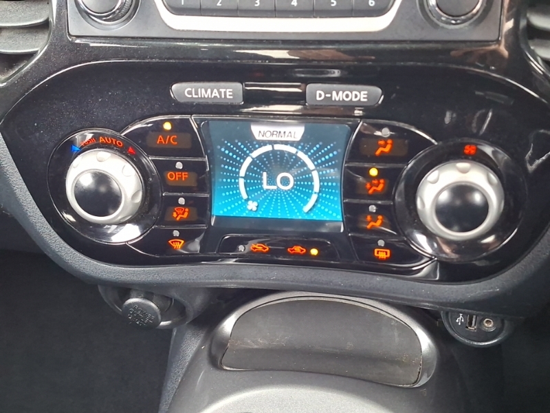 Nissan Juke Tekna Blue #10