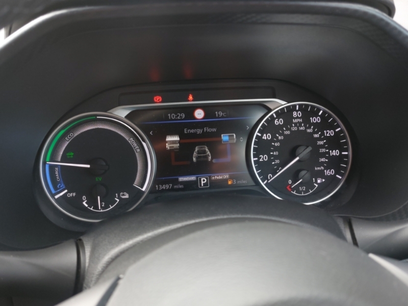 Nissan Juke N-connecta Grey #16