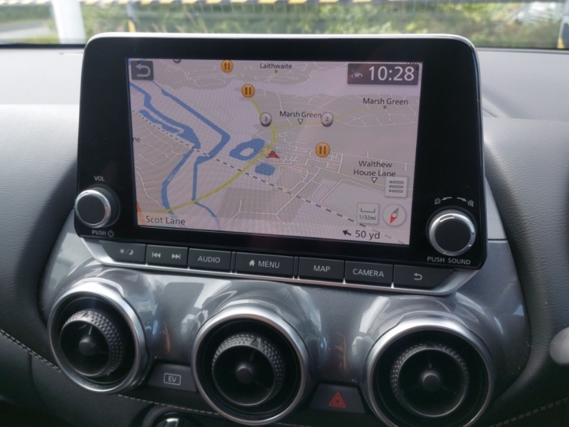 Nissan Juke N-connecta Grey #10