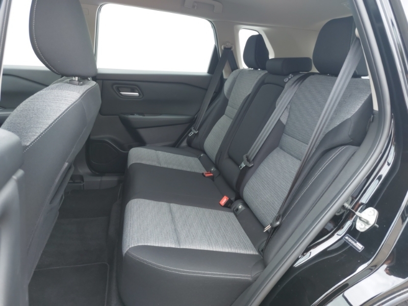 Nissan X-Trail 1.5 E-power 204 Acenta Premium Xtronic Black #6