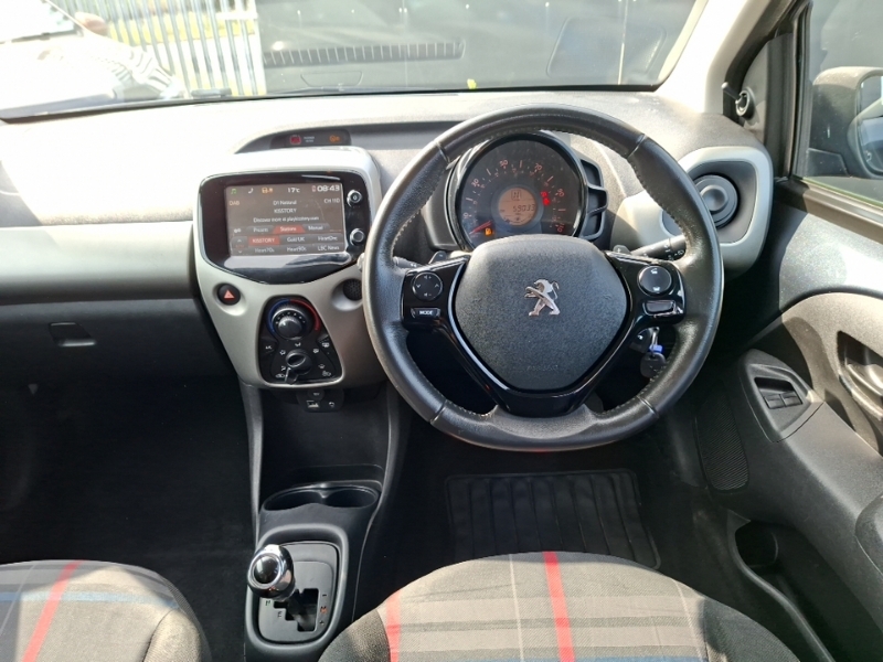 Peugeot 108 Hatchback 1.0 Active 2015 Red #8