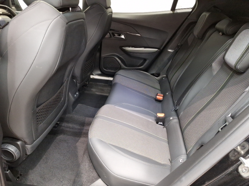 Peugeot 2008 1.2 Puretech 130 Gt Eat8 Black #6