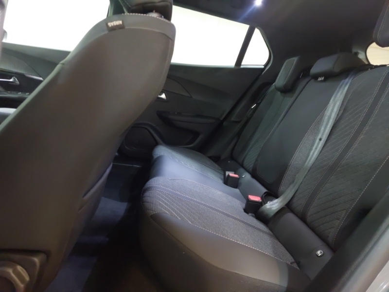 Peugeot 2008 1.2 Puretech 130 Allure Eat8 Grey #6