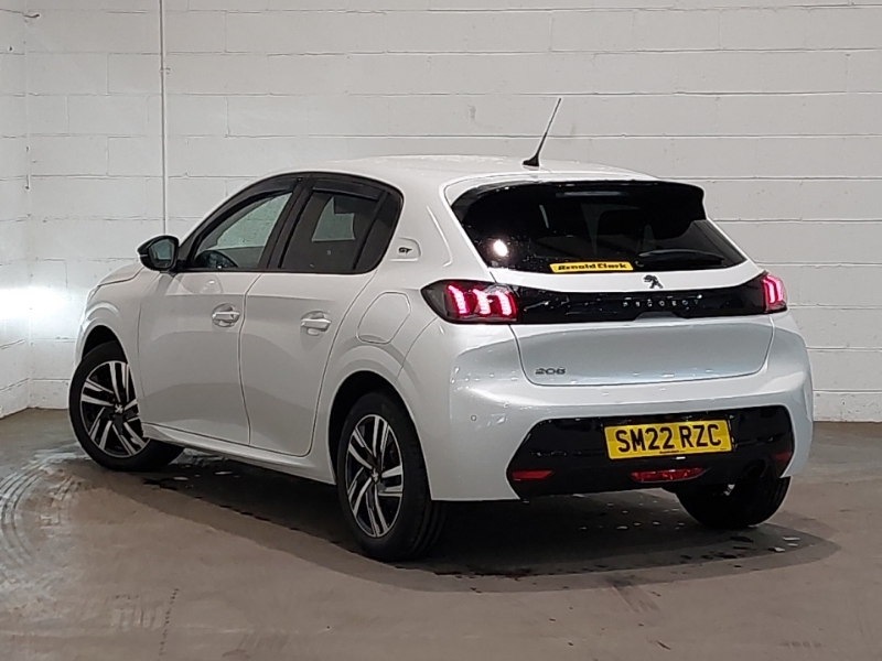 Peugeot 208 1.2 Puretech 100 Allure Premium Eat8 SM22RZC White #2