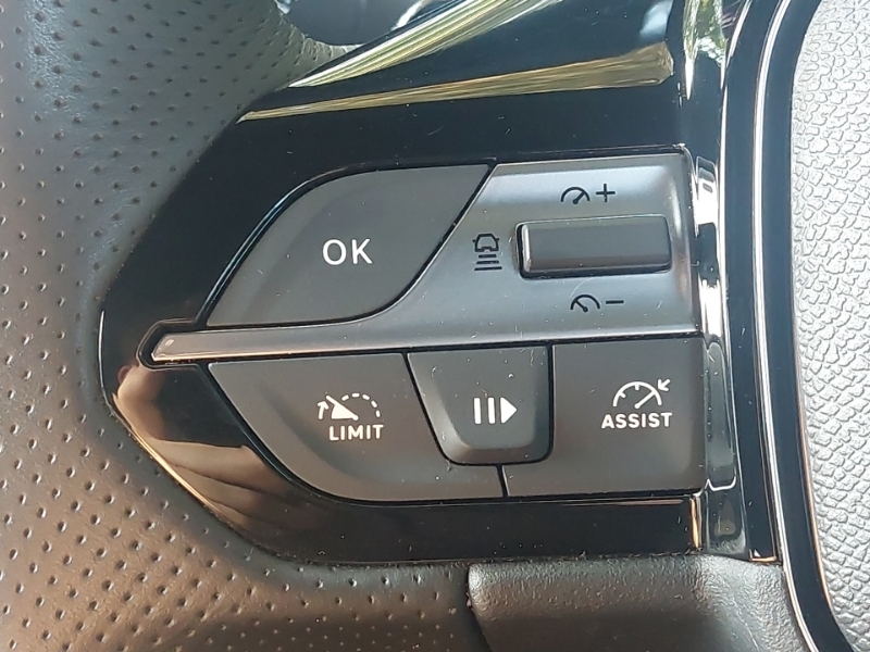 Peugeot 308 Active Premium White #13