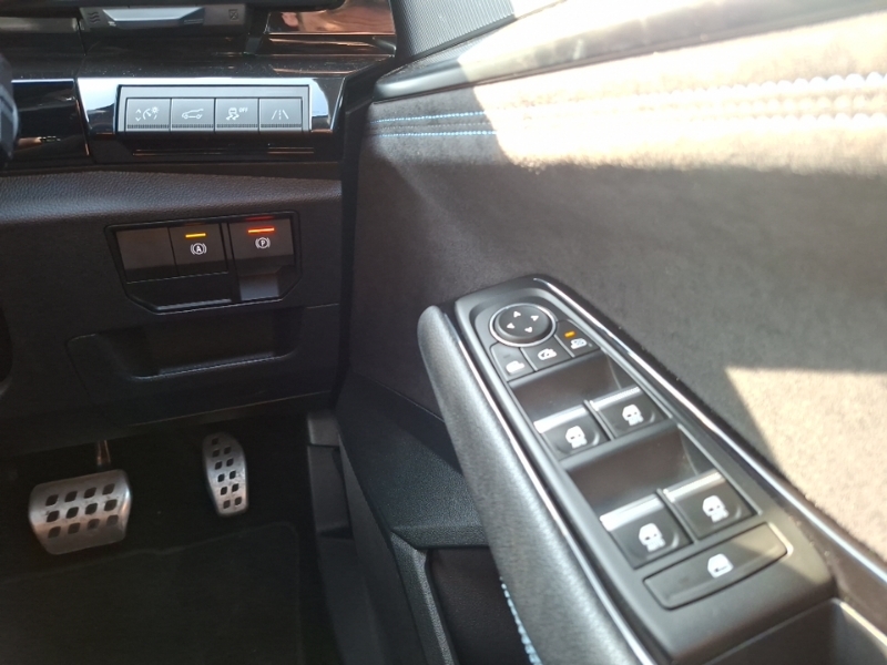 Renault Austral Estate Iconic Esprit Alpine Blue #17