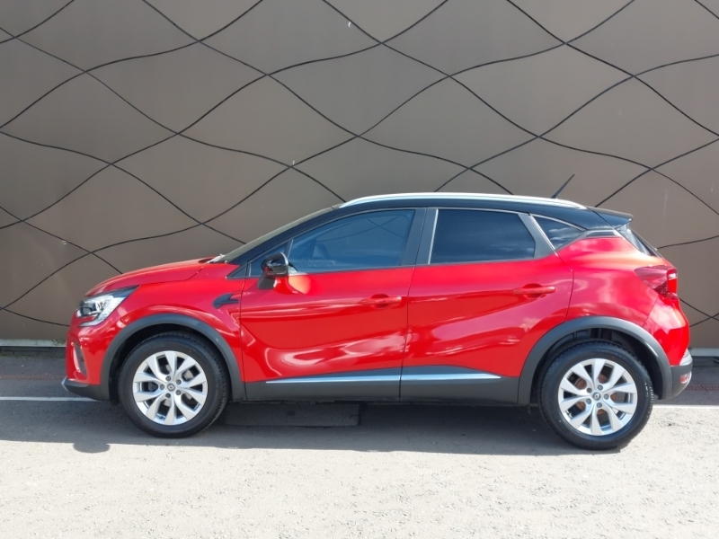 Renault Captur 1.3 Tce 130 Iconic Black #4