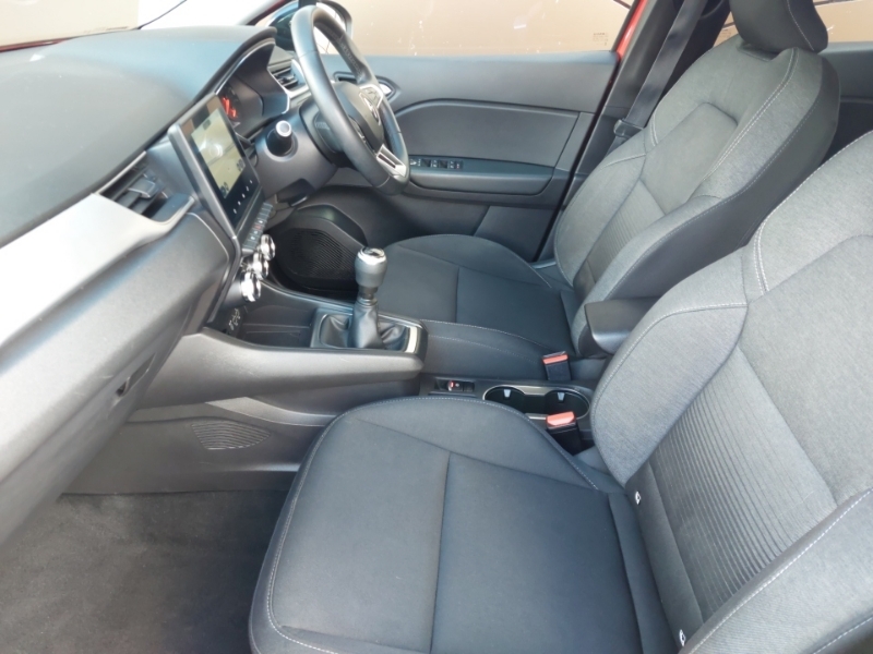 Renault Captur 1.3 Tce 130 Iconic Black #5
