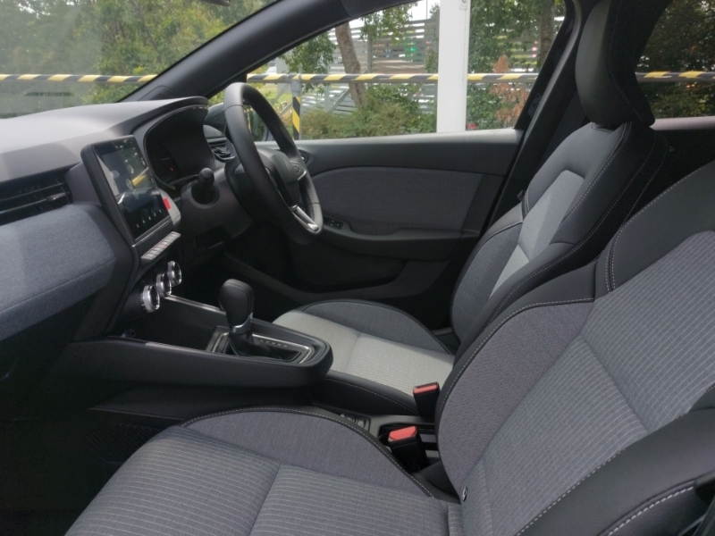 Renault Clio 1.6 E-tech Full Hybrid 145 Techno Black #5