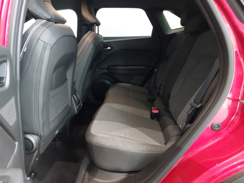Renault Symbioz 1.3 Tce 140 Techno Red #6