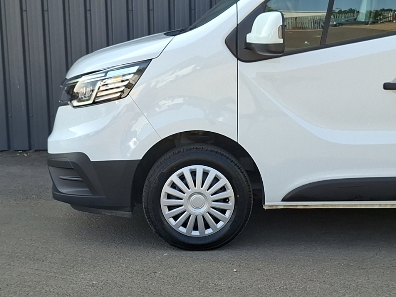 Renault Trafic Sl30 Blue Dci 130 Advance Van White #19