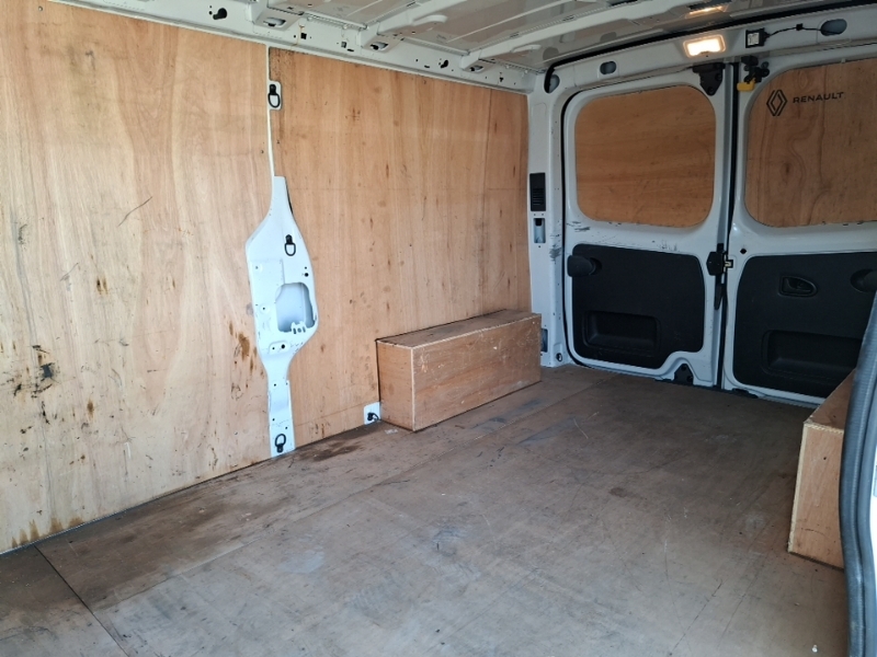 Renault Trafic Ll30 Blue Dci 130 Advance Safety Van White #6