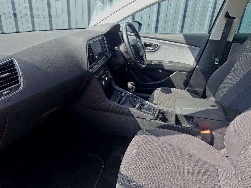 Seat Leon 1.6 Tdi Se Dynamic Ez Silver #5