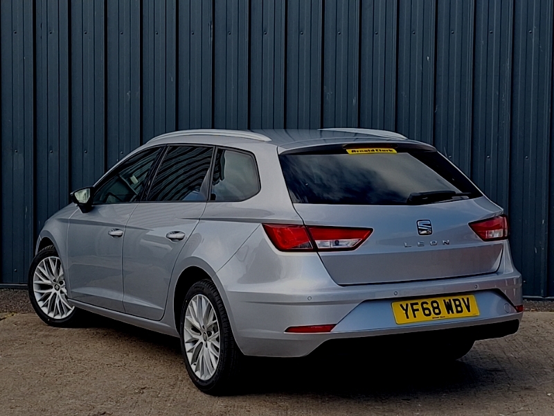 Seat Leon 1.6 Tdi Se Dynamic Ez Silver #2