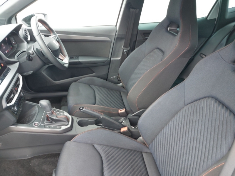 Seat Arona 1.0 Tsi 115 Fr Black Edition Dsg White #5