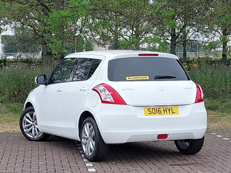 Suzuki Swift 1.2 Sz4 Nav White #2