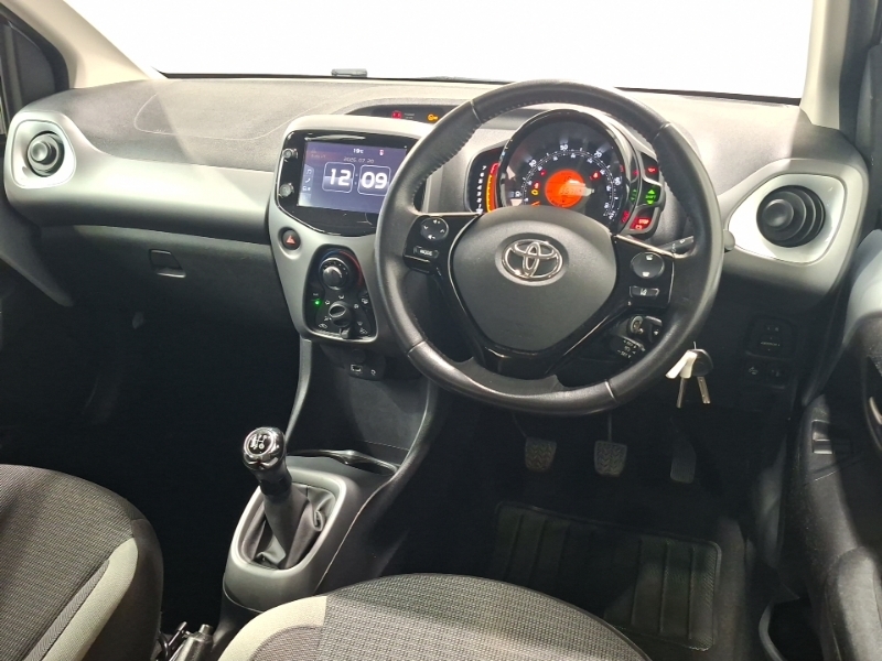 Toyota Aygo Automatic Grey #8