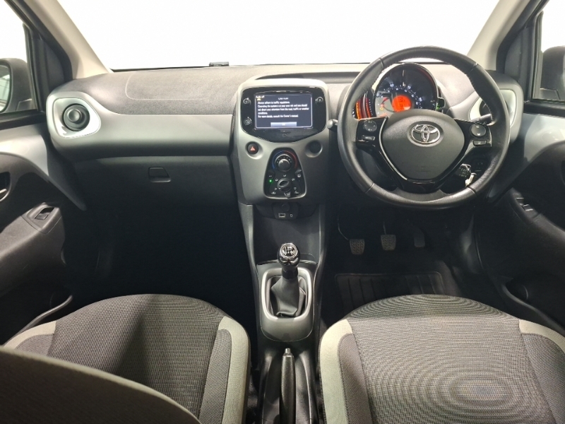 Toyota Aygo 1.0 Vvt-i X-play Tss Silver #3