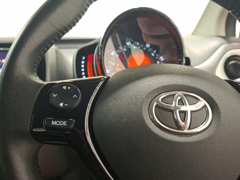Toyota Aygo Automatic Grey #12