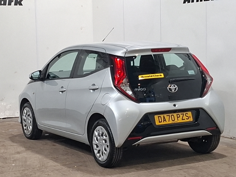 Toyota Aygo 1.0 Vvt-i X-play Tss Silver #2