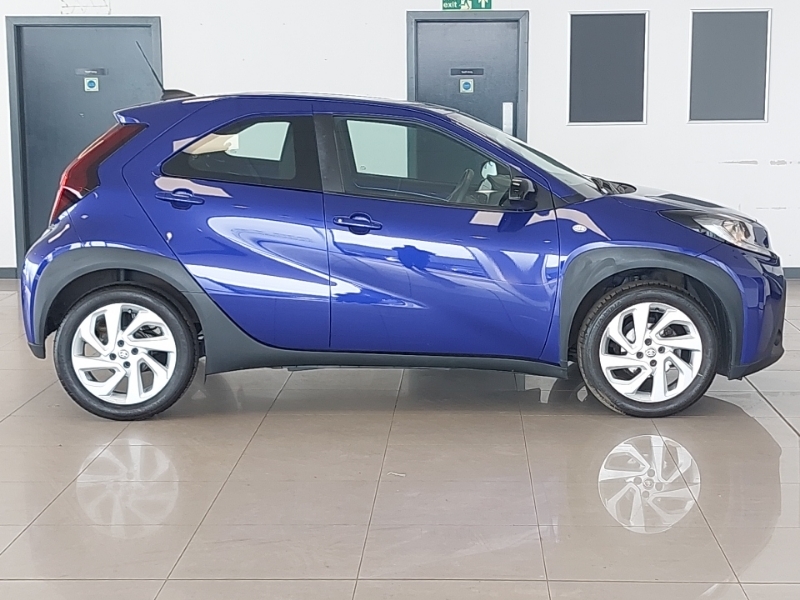Toyota Aygo X 1.0 Vvt-i Pure Blue #3