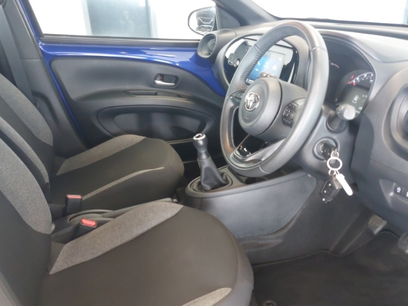Toyota Aygo X 1.0 Vvt-i Pure Blue #6