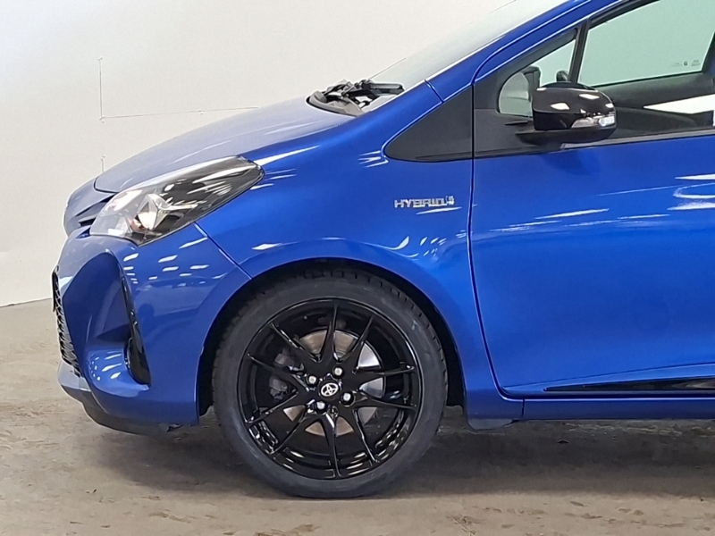 Toyota Yaris Excel Black #19