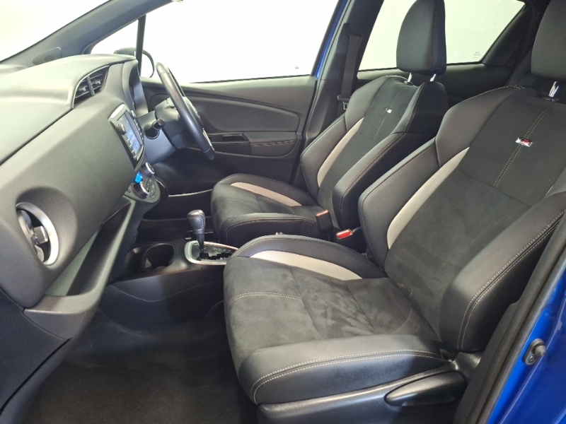 Toyota Yaris Excel Black #5
