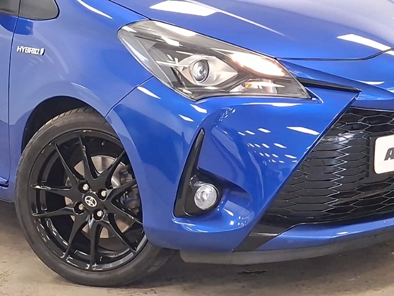 Toyota Yaris Excel Black #20