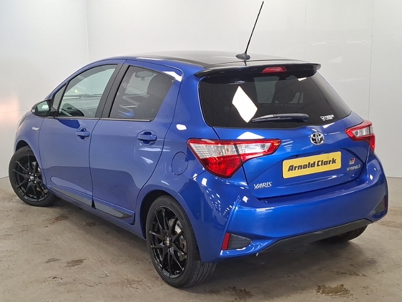 Toyota Yaris Excel Black #2
