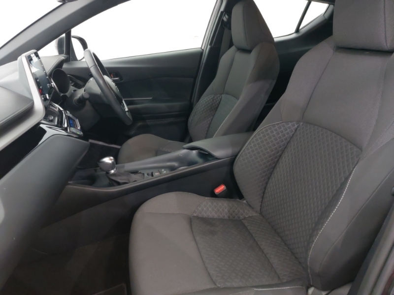 Toyota C-Hr 1.8 Hybrid Icon Cvt Purple #5